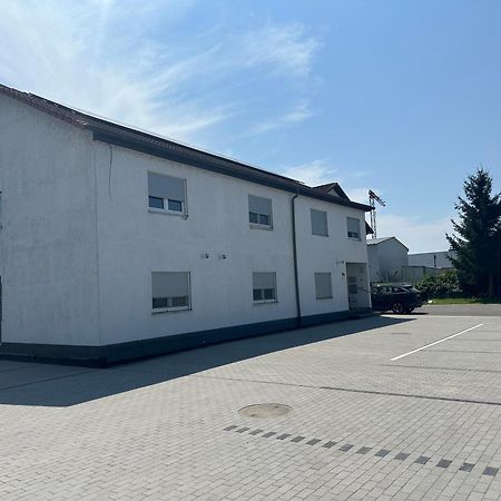 Midami 24H Hotel Self-Checkin Schwanau Ngoại thất bức ảnh